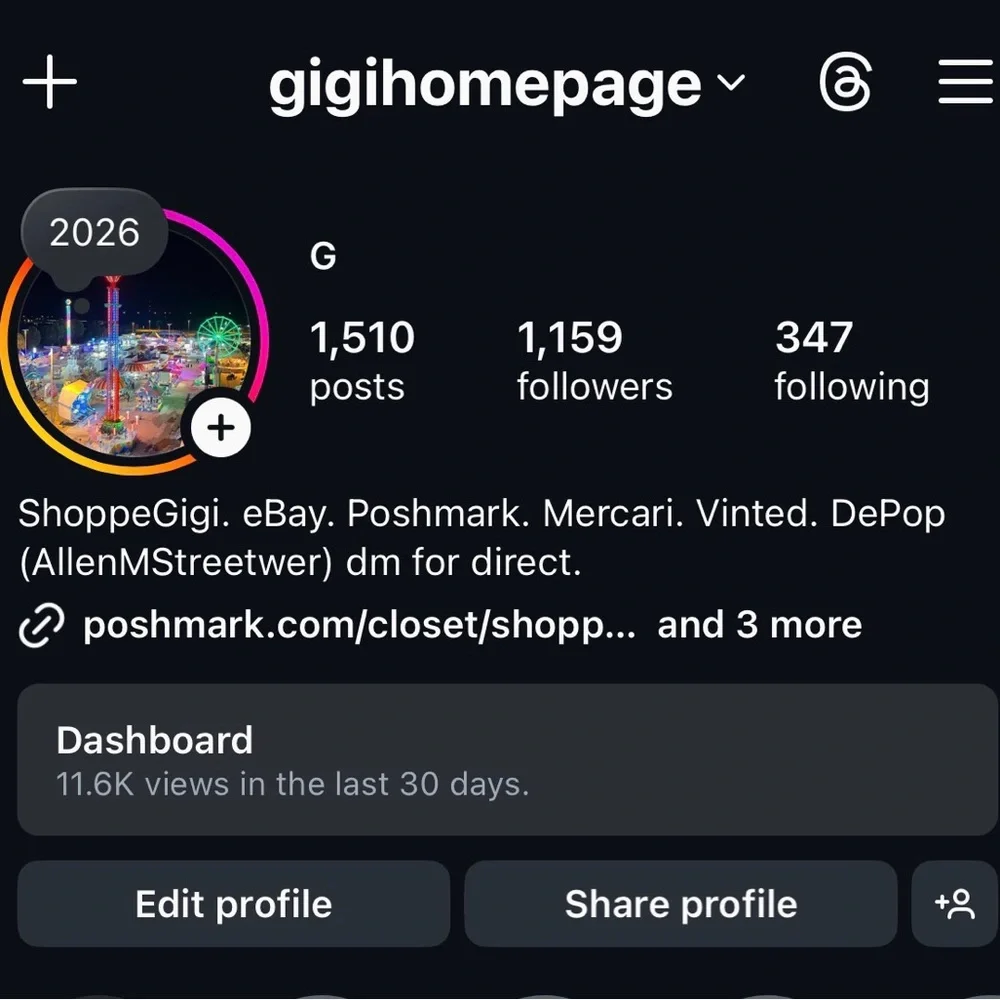 Welcome to our closet! Our ShoppeGigi logo! Please read below! IG: GigiHomepage